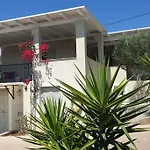 Emeli - Close To Beaches & Downtown * Porto Heli