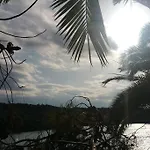 Casa vacanze Emeli - Close To Beaches & Downtown
