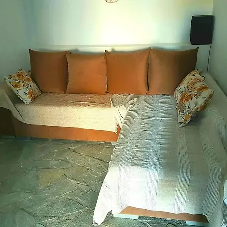 Emeli - Close To Beaches & Downtown *