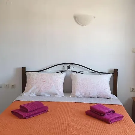 Emeli - Close To Beaches & Downtown *