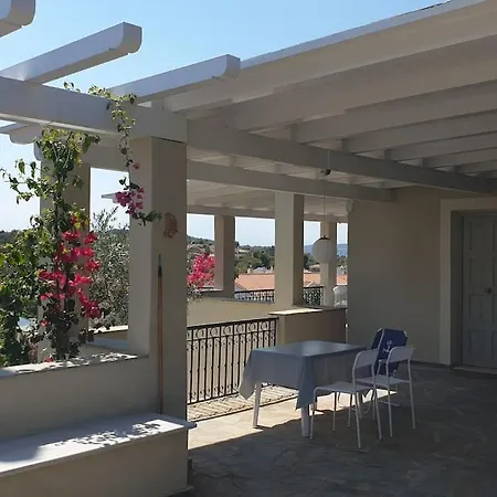 Emeli - Close To Beaches & Downtown *