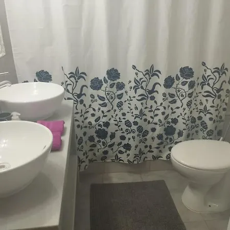 Casa vacanze Emeli - Close To Beaches & Downtown *