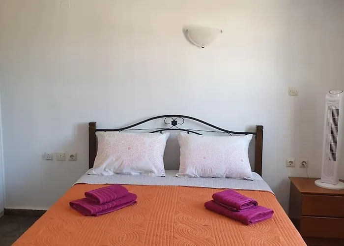 Emeli - Close To Beaches & Downtown *