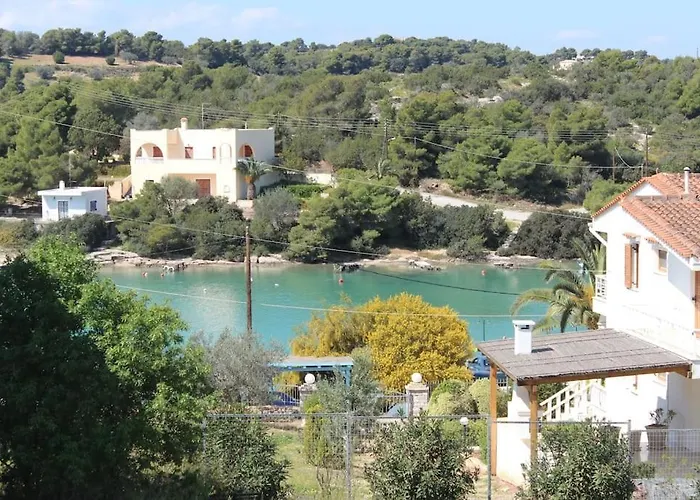 בית נופש Emeli - Close To Beaches & Downtown *