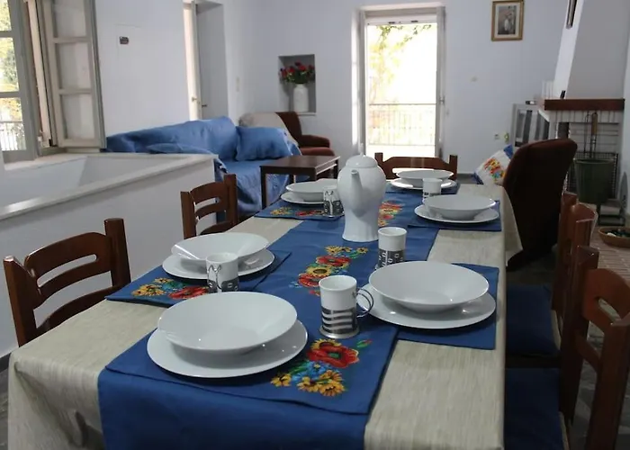 Emeli - Close To Beaches & Downtown פורטו הלי