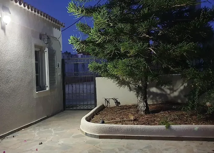 Emeli - Close To Beaches & Downtown בית נופש פורטו הלי